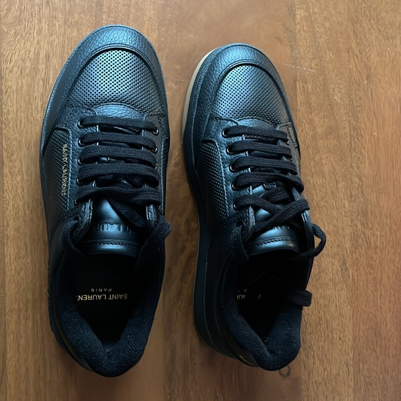 New in Box Saint Laurent SL/61 sneakers in perforated leather size 7 - Picture 10 of 12